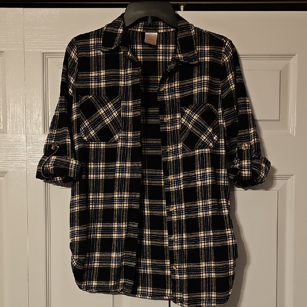 Juniors No Boundaries Plaid Button Up